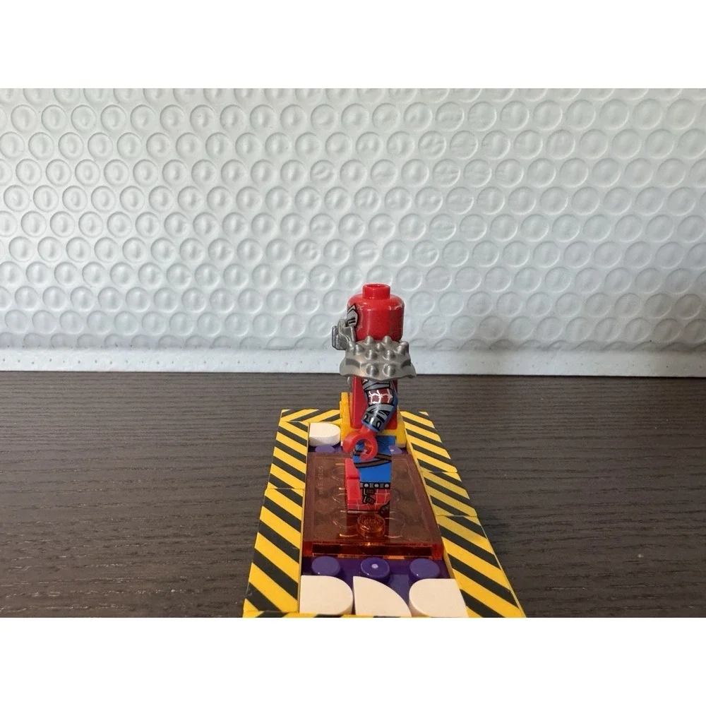 LEGO 66797 Minifigures Spider-Man Across Spider Verse Cyborg Spider-Woman Fun